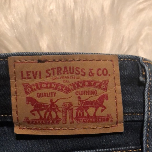 Levi 711 Skinny Jeans - Picture 5 of 7